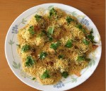sev batata puri_2